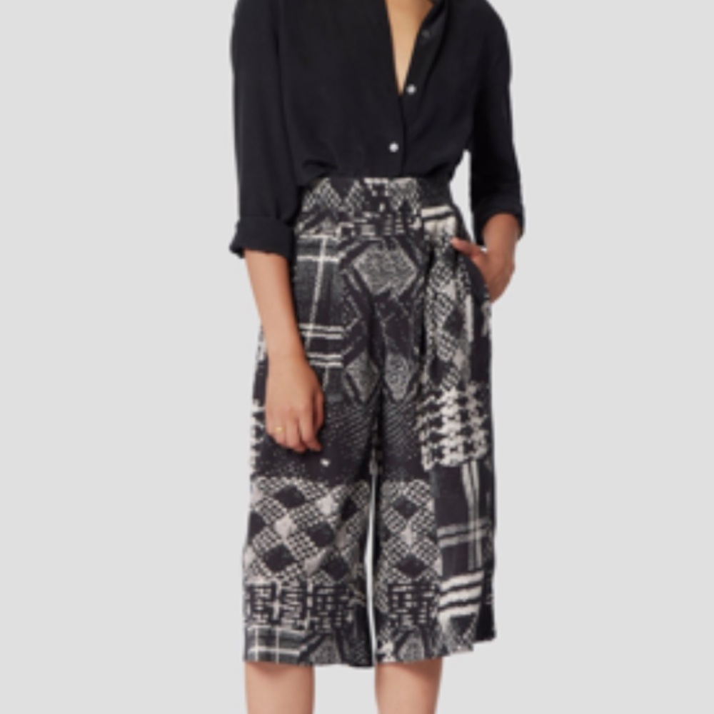 EQUIPMENT Giverny Silk Shorts
